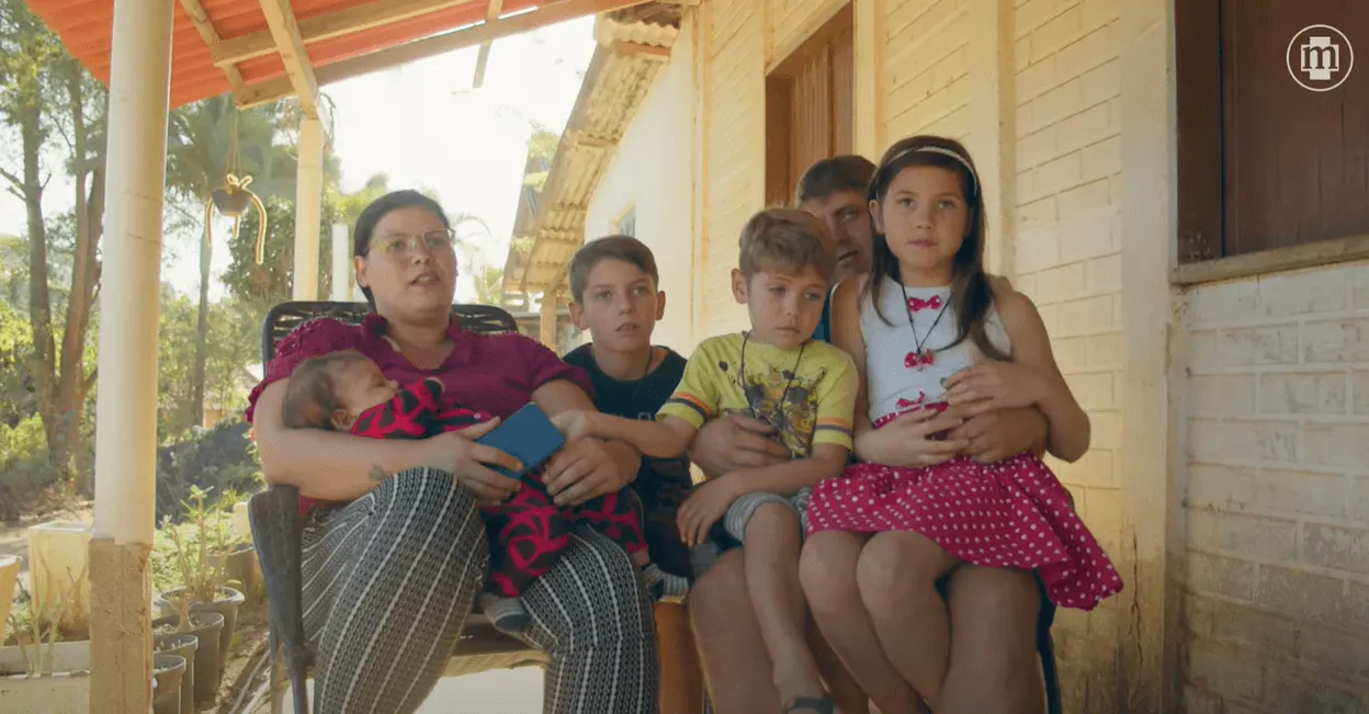 Família retratada no acervo oficial da Intermedicina